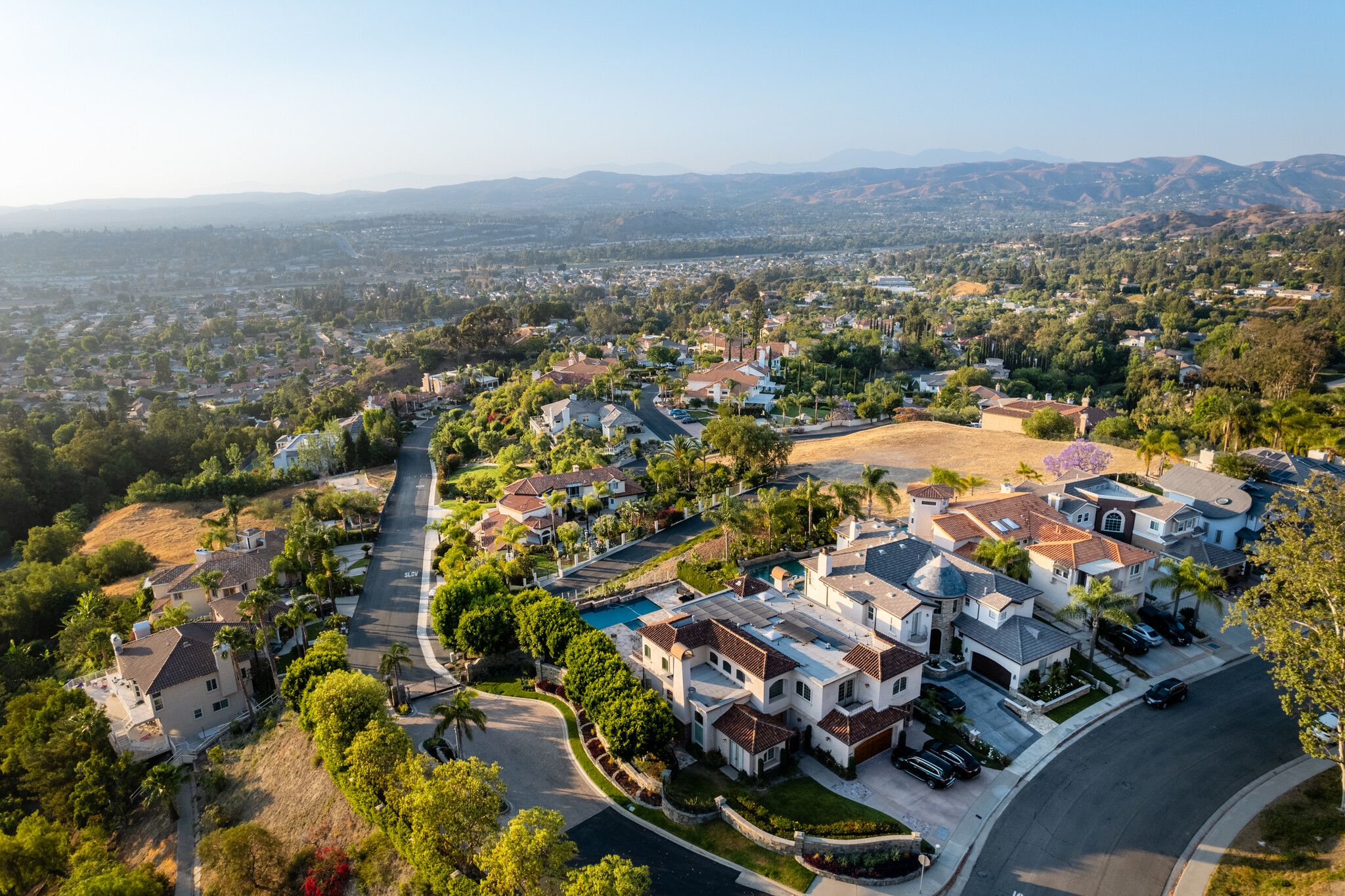 6365-6385 E Hillgate Ln, Anaheim Hills, CA for sale Primary Photo- Image 1 of 7