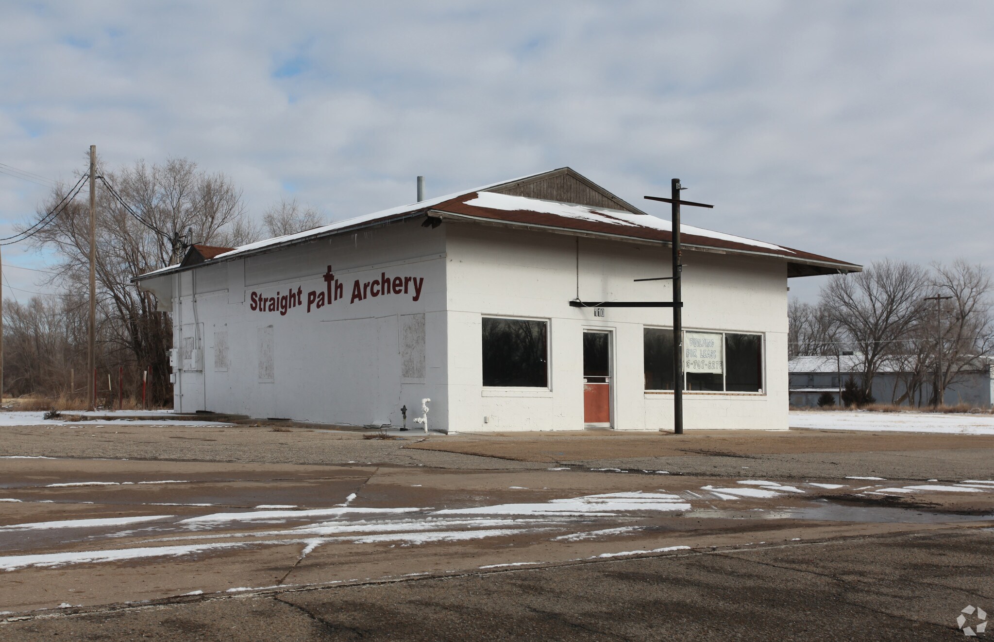 110 NE Us-24 Hwy, Topeka, KS for sale Primary Photo- Image 1 of 1