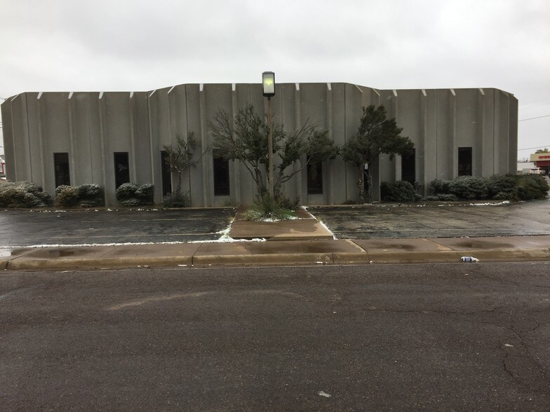 2803 N Big Spring St, Midland, TX for sale - Primary Photo - Image 1 of 1
