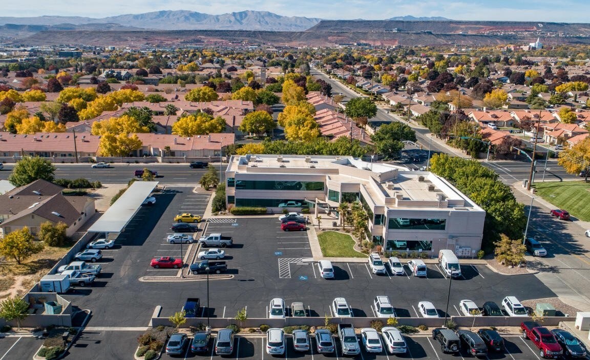 923 S River Rd, Saint George, UT for sale Building Photo- Image 1 of 1