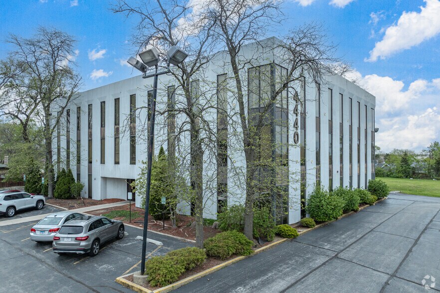 4440 Lincoln Hwy, Matteson, IL for sale - Primary Photo - Image 1 of 1