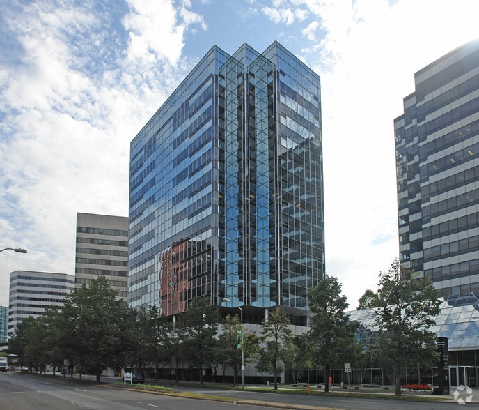 281 Tresser Blvd, Stamford, CT for lease - Building Photo - Image 2 of 16