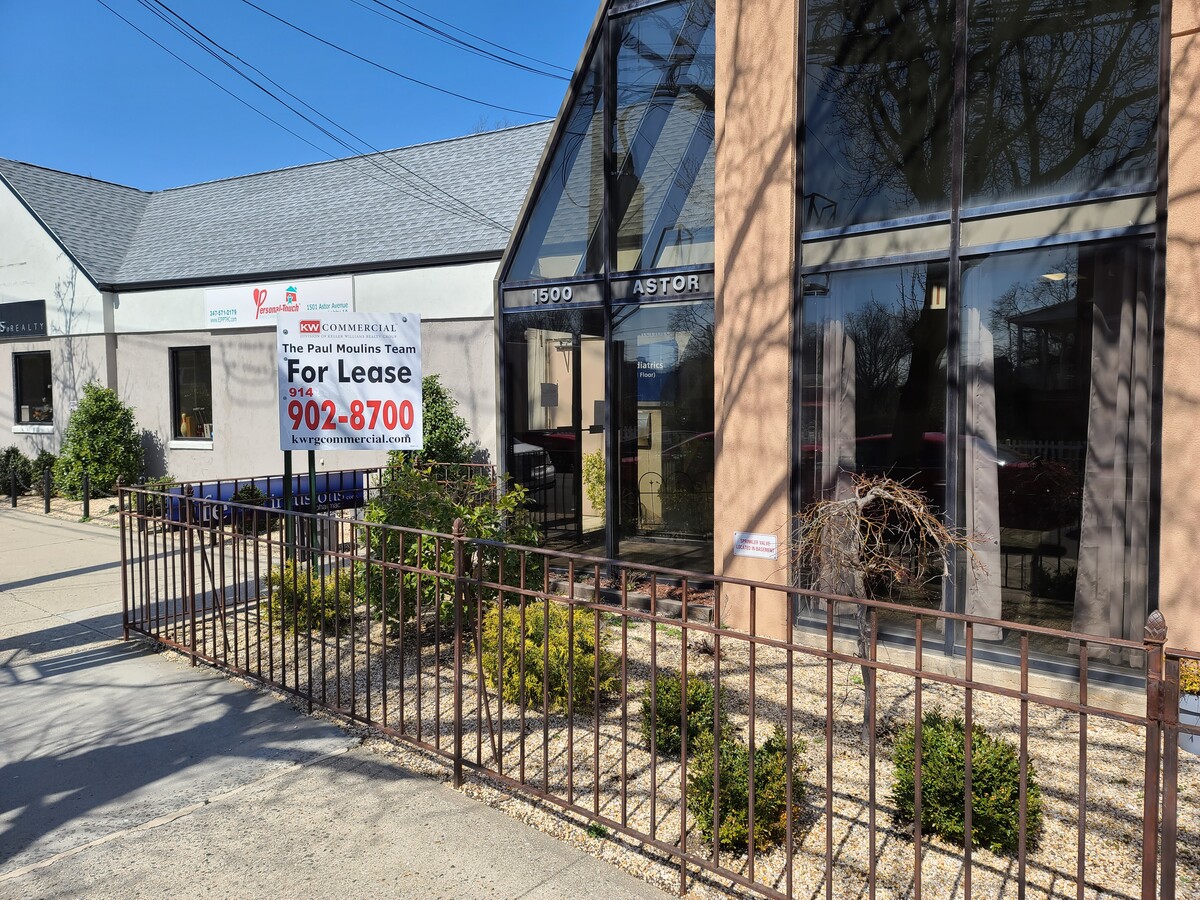 23002314 Eastchester Rd, Bronx, NY 10469