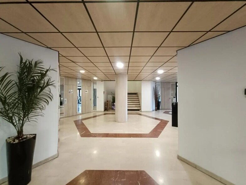 17 Avenue Didier Daurat, Blagnac for lease - Lobby - Image 2 of 5