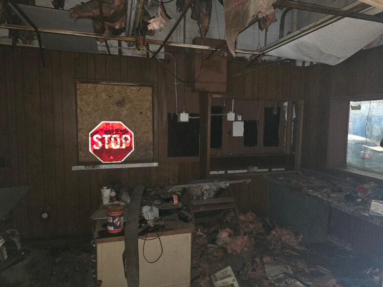 86-90 Elinor Ave, Akron, OH for sale - Building Photo - Image 2 of 8