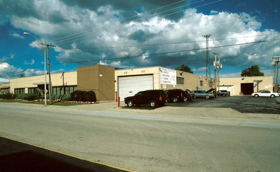 1937 N 17th Ave, Melrose Park, IL for sale - Building Photo - Image 2 of 7