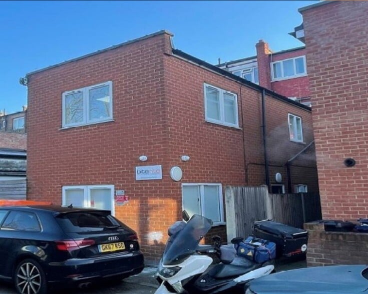 1019C Portsdown Mews, London for sale - Primary Photo - Image 1 of 1