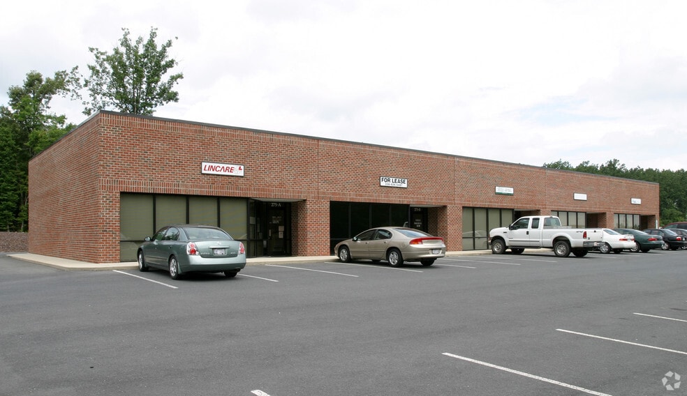 275 Rock Crusher Rd, Asheboro, NC for sale - Building Photo - Image 1 of 1