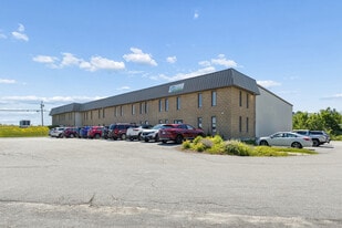 51 Harvey Rd, Londonderry NH - Warehouse