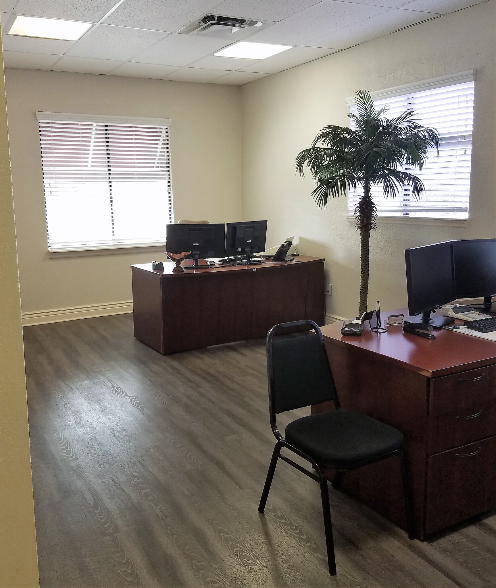 9042-9108 US Highway 19, Port Richey, FL for lease Interior Photo- Image 1 of 7