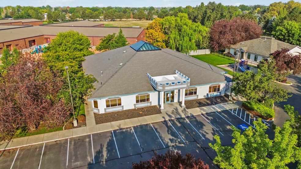 2501 N Stokesberry Pl, Meridian, ID for sale - Building Photo - Image 3 of 9