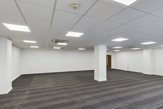 220 High St, Swansea for lease Interior Photo- Image 2 of 16