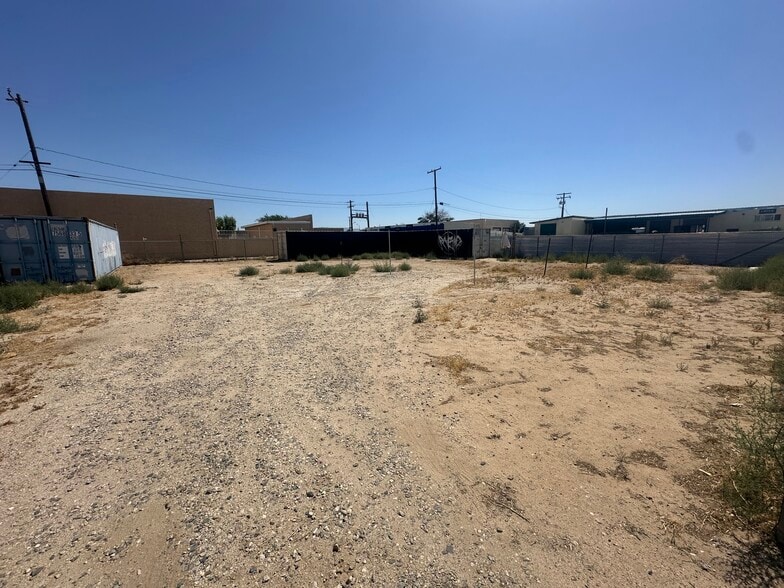 Pillsbury St Vic Trevor, Lancaster, CA for sale - Building Photo - Image 3 of 5