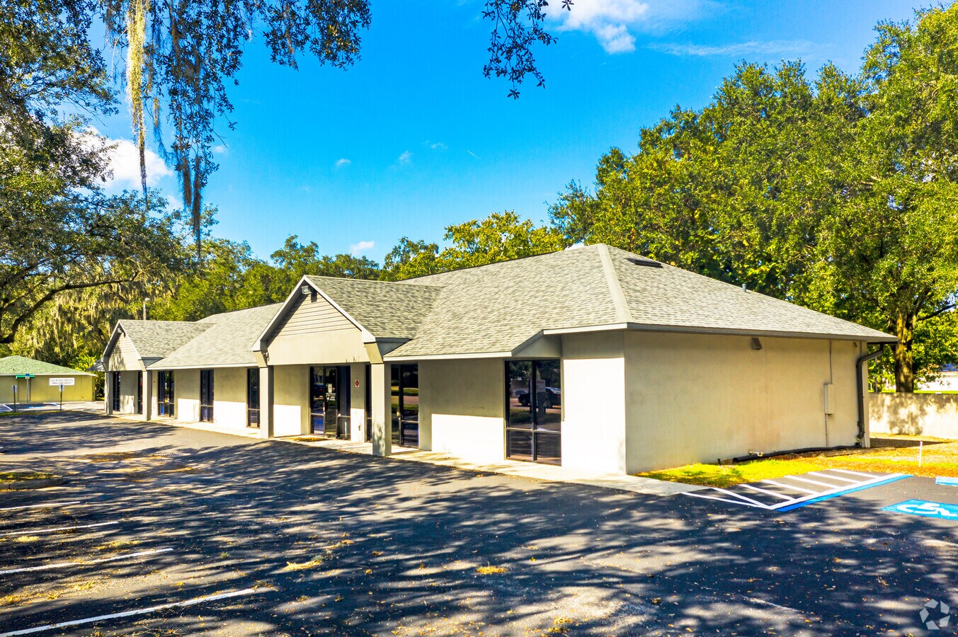 406 W Bloomingdale Ave Brandon Fl 33511 Medical For Lease Loopnet Com