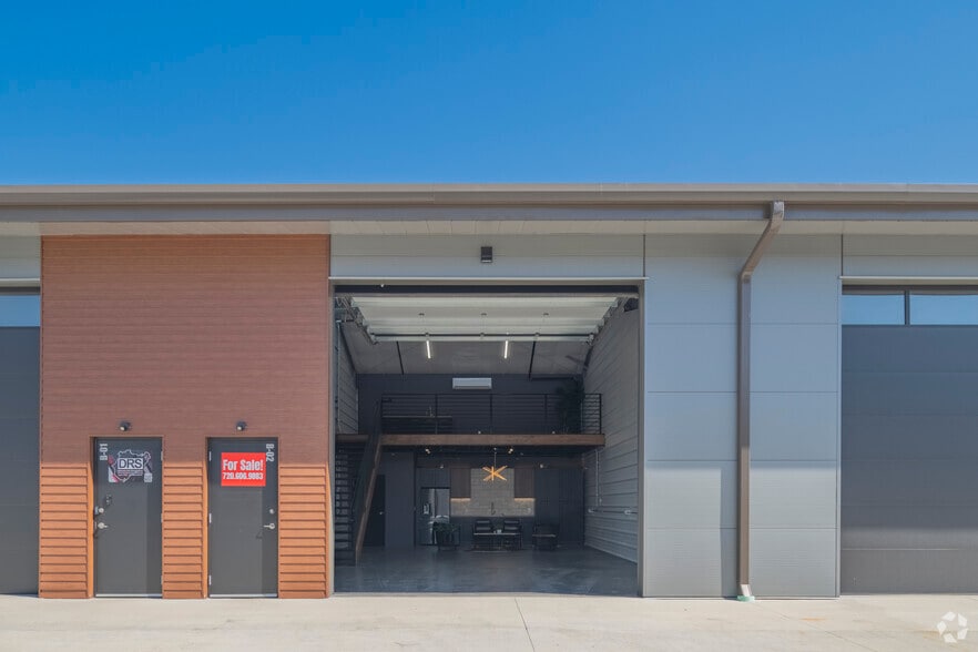 7542 S Potomac St, Centennial, CO for lease - Building Photo - Image 3 of 24