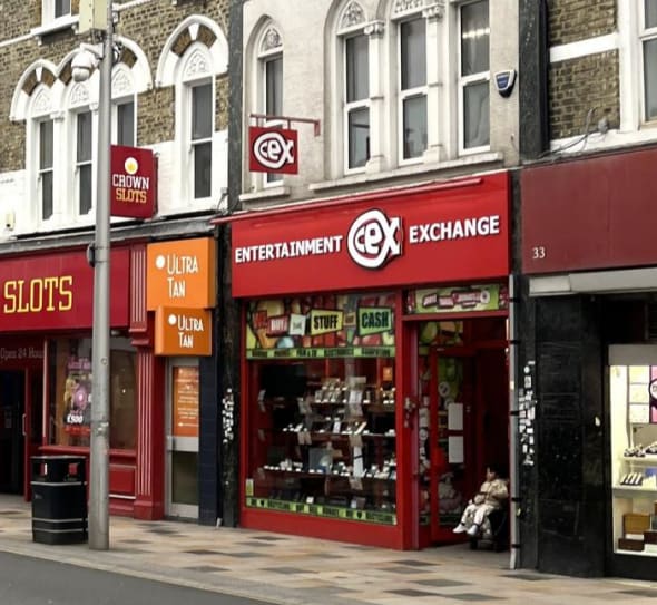 31 St Johns Rd, London for lease Building Photo- Image 1 of 2