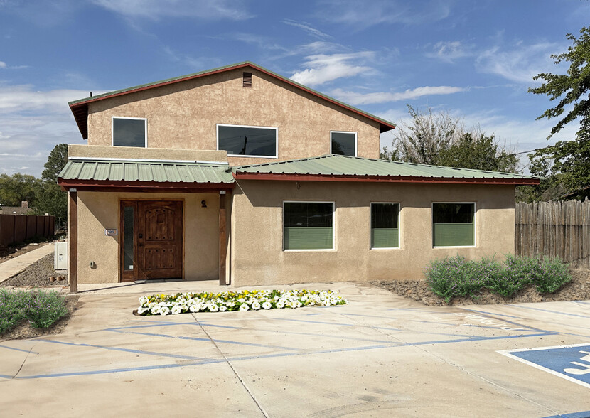 5065 Corrales Rd, Corrales, NM for lease - Primary Photo - Image 1 of 6