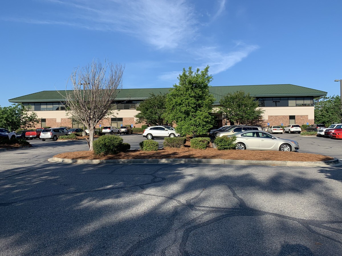 945 82nd Pky, Myrtle Beach, SC 29572 The Medical Complex at 82nd