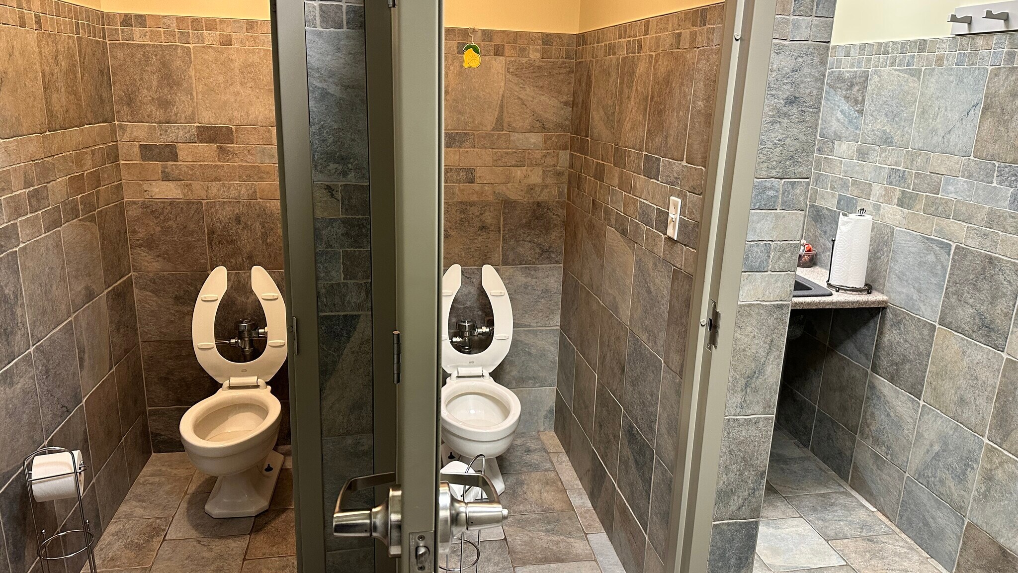 100 Windermere Ave, Ellington, CT 06029 Industrial for Lease