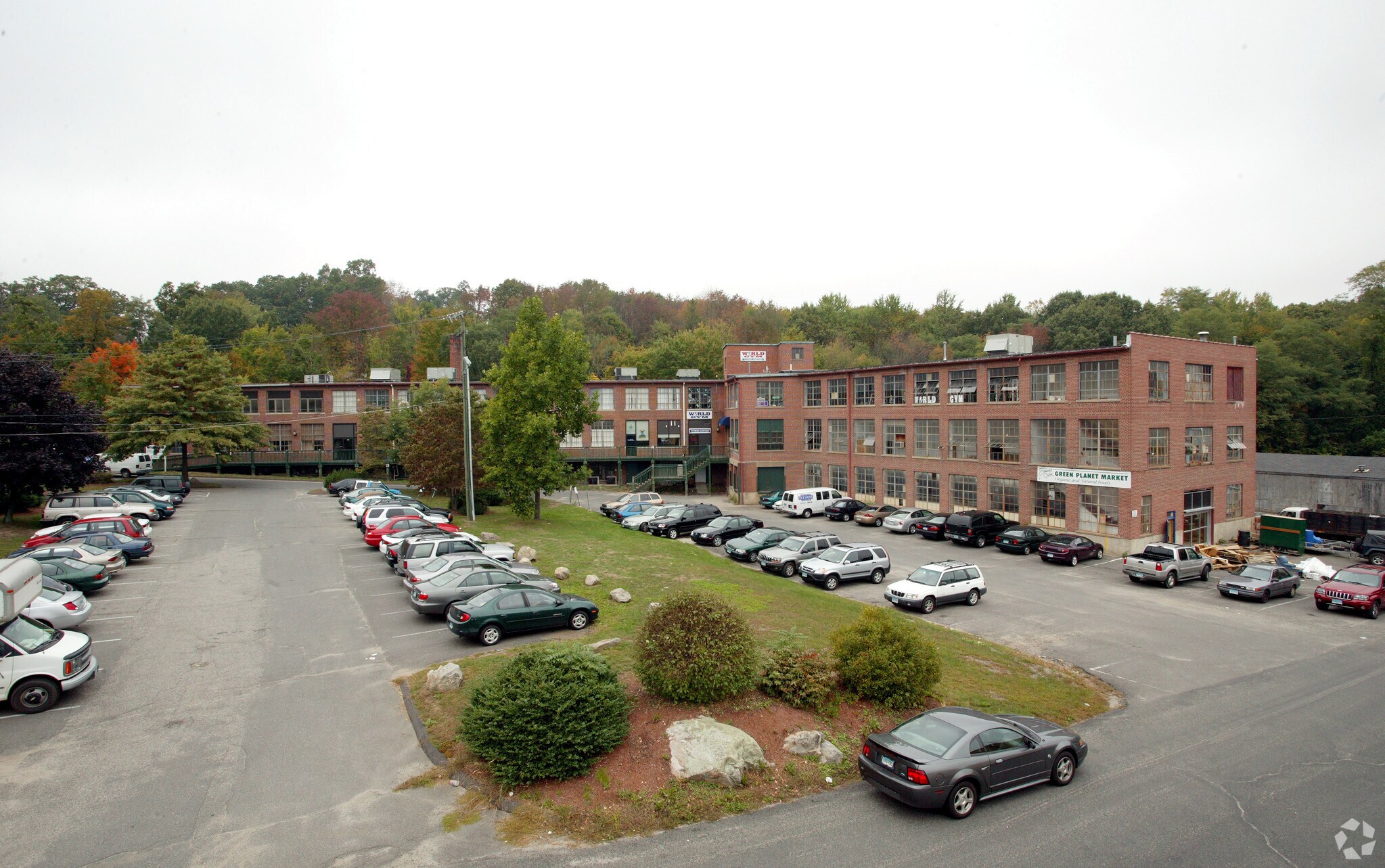 900 Main St, Oakville, CT for sale Primary Photo- Image 1 of 1