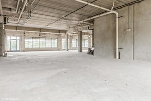 River Street Plaza - Bar