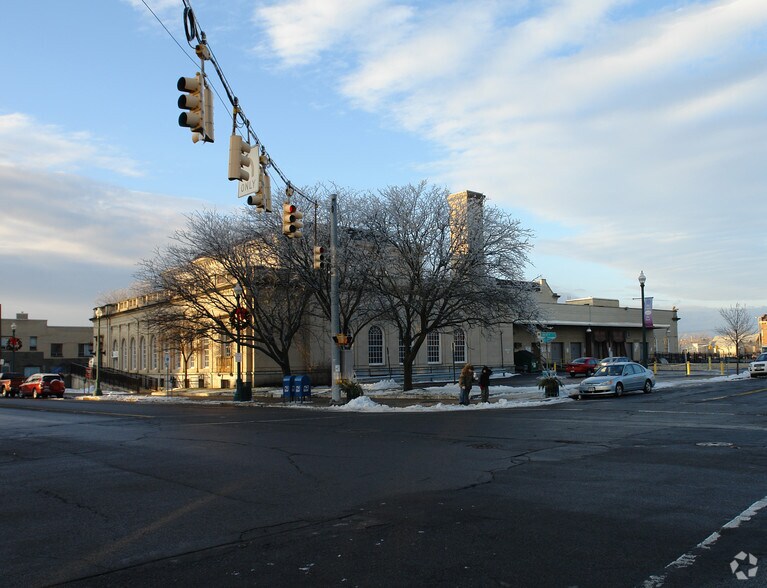 29 N Jay St, Schenectady, NY for lease - Building Photo - Image 2 of 2