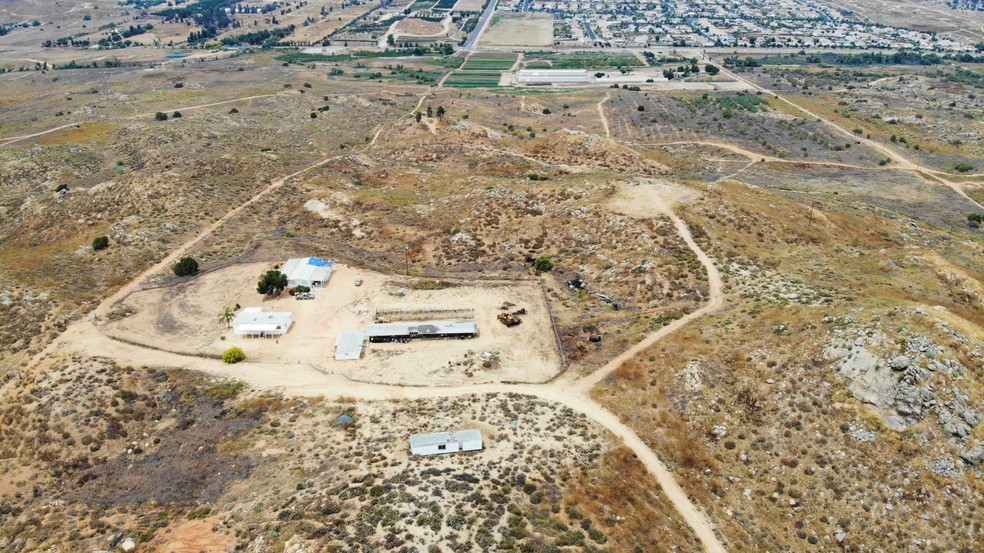 19207 Cajalco Rd, Perris, CA for sale - Building Photo - Image 1 of 1