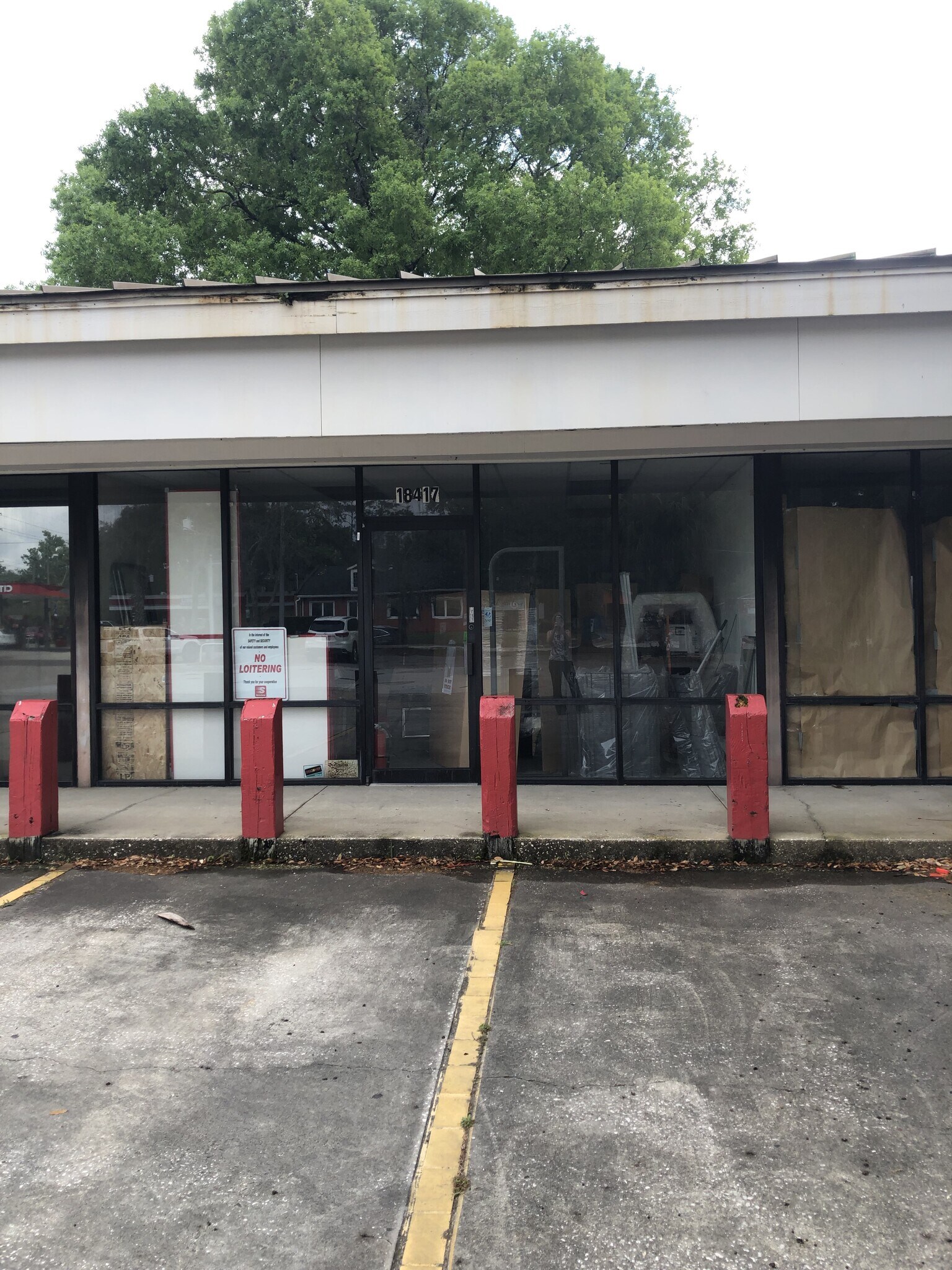 18431 Livingston Ave, Lutz, FL 33559 Retail for Lease