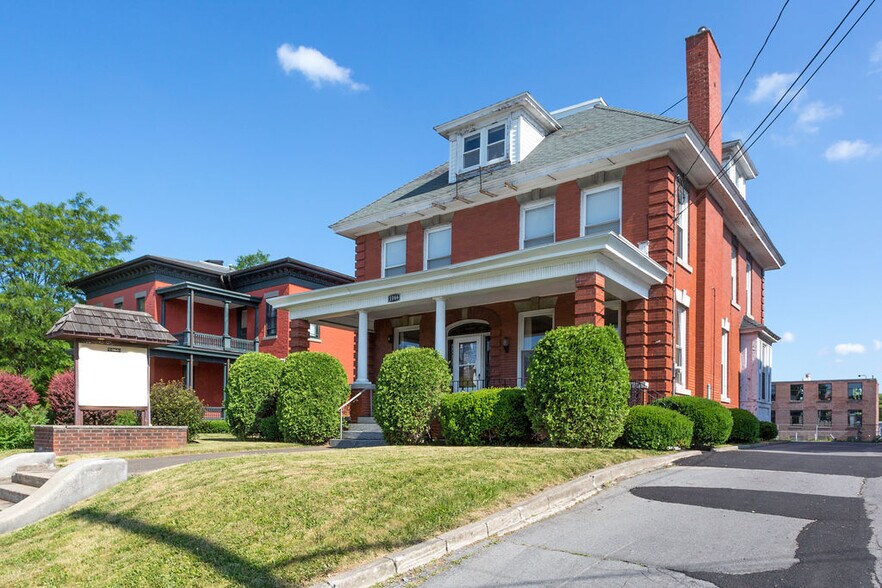 1066 W Genesee St, Syracuse, NY for sale - Building Photo - Image 1 of 1