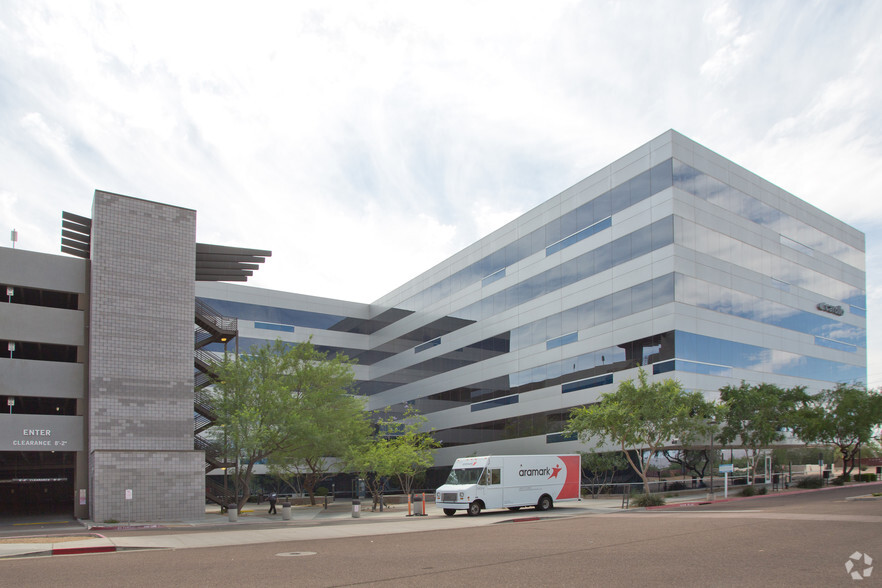 4600 E Washington St, Phoenix, AZ for lease - Building Photo - Image 3 of 12