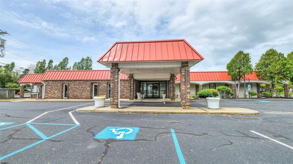 301-305 Central Ave, Egg Harbor Township, NJ for lease - Building Photo - Image 2 of 70
