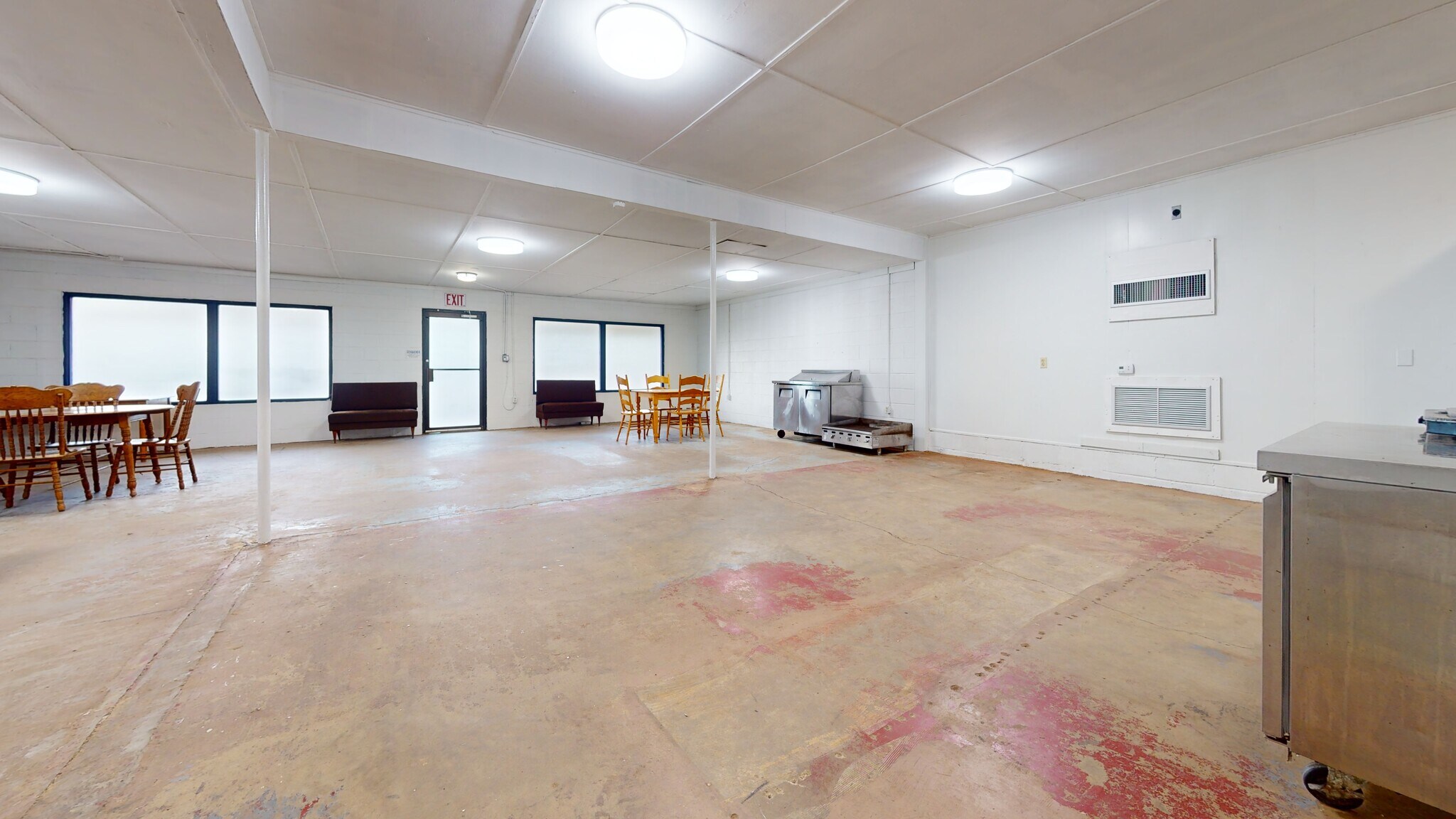 203 E Avenue A, Hooks, TX 75561 The Ranch