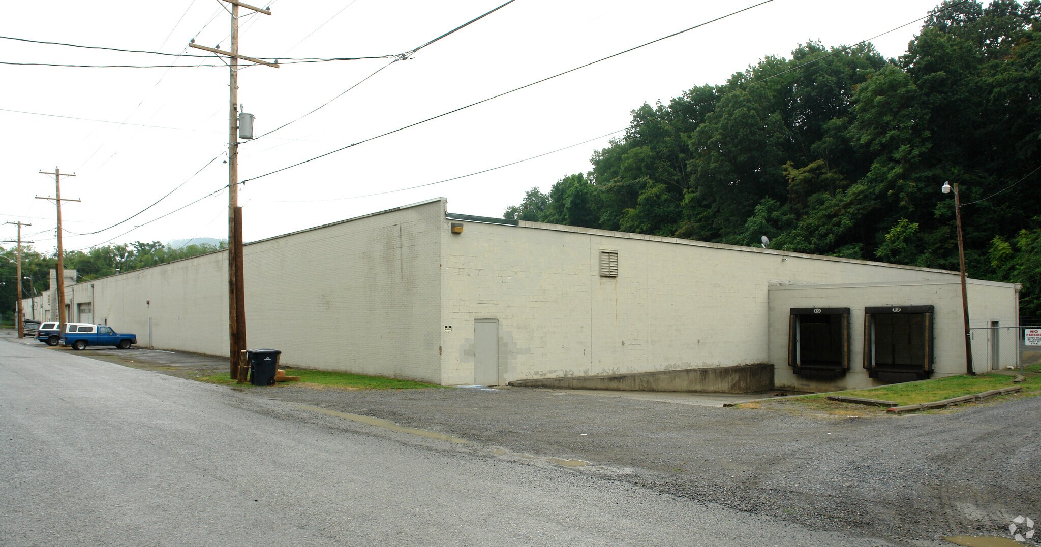 802 Kerns Ave, Roanoke, VA for sale Primary Photo- Image 1 of 1