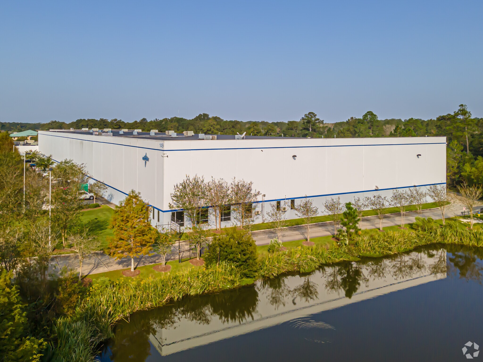 149 New Camellia Blvd, Covington, LA for sale Primary Photo- Image 1 of 1