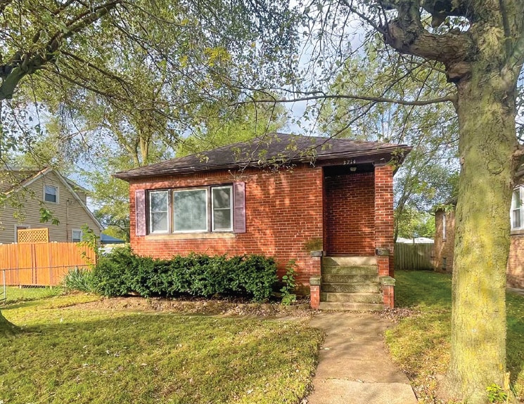 7 Unit NWI Portfolio portfolio of 6 properties for sale on LoopNet.com - Building Photo - Image 3 of 6