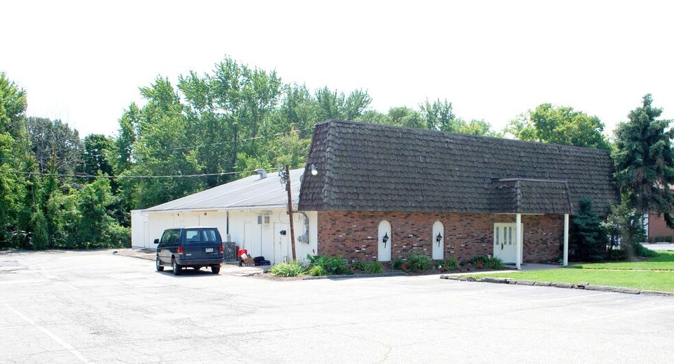 29271 Lorain Rd, North Olmsted, OH for sale - Primary Photo - Image 1 of 1