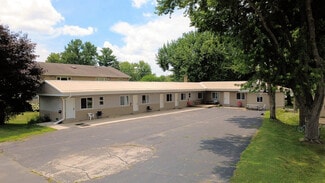 More details for 511 Vine St, Wisconsin Dells, WI - Multifamily for Sale