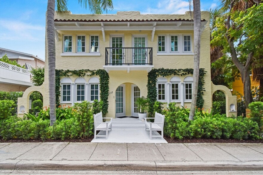 212 Oleander Ave, Palm Beach, FL for sale - Building Photo - Image 1 of 62