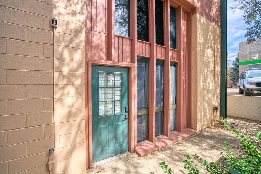 5721 Arapahoe Ave, Boulder, CO for lease - Building Photo - Image 3 of 6