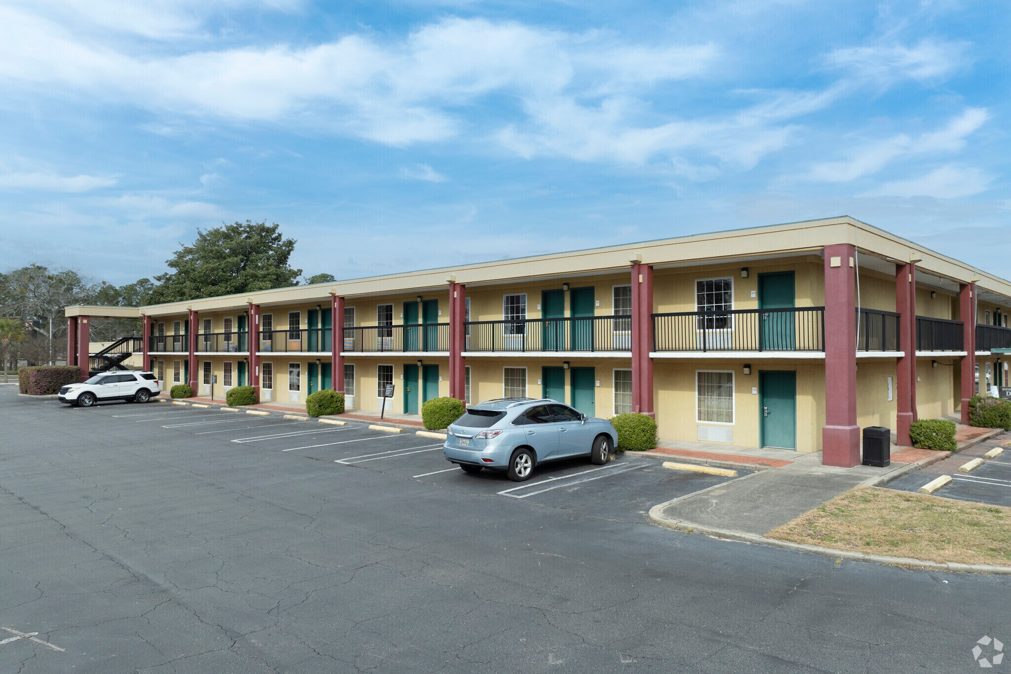 500 Chris Dr, West Columbia, SC for sale Primary Photo- Image 1 of 1