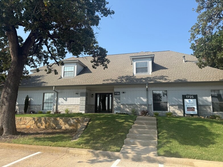 1721-1725 E Southlake Blvd, Southlake, TX for lease - Building Photo - Image 1 of 6