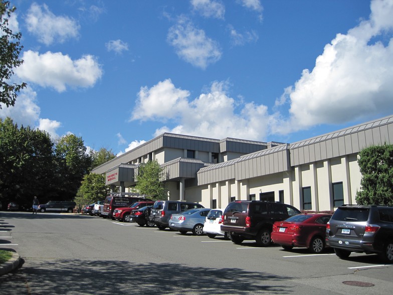 10 South St, Ridgefield, CT for lease - Building Photo - Image 1 of 13