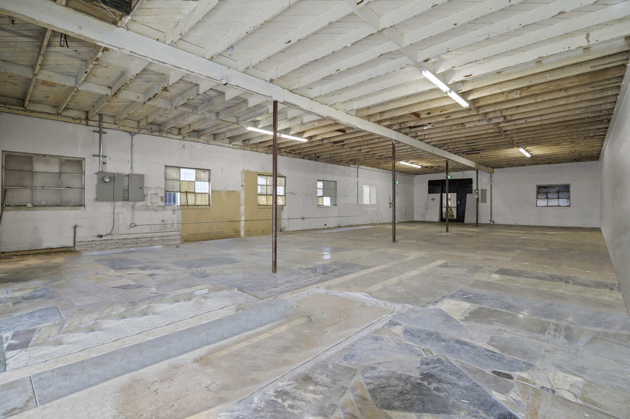 11023 Sherman Way, Sun Valley, CA 91352 - Industrial for Sale | LoopNet