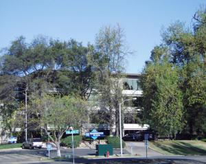 2400 Washington Ave, Redding, CA for sale - Building Photo - Image 1 of 1