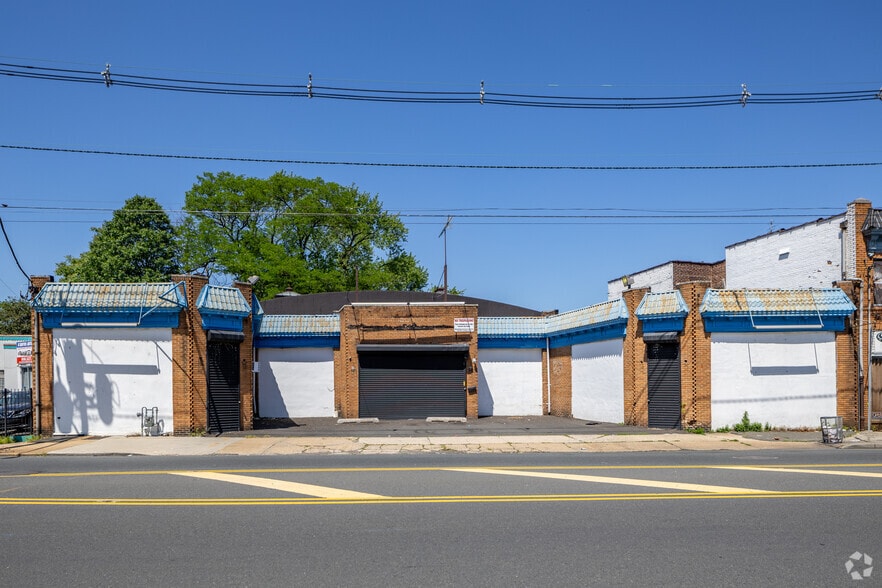 1304 N Broad St, Hillside, NJ for lease - Primary Photo - Image 1 of 23