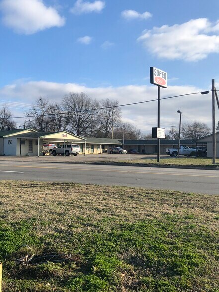 1504 Highway 367 N, Newport, AR for sale - Building Photo - Image 1 of 1
