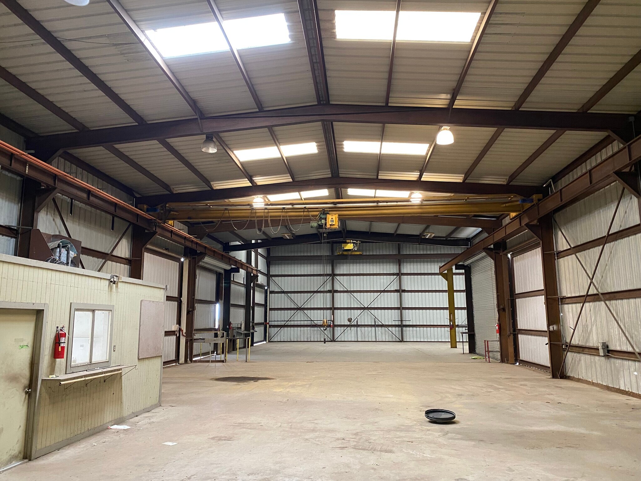 601 Distribution Dr Wilmer Tx - g1gzbm3