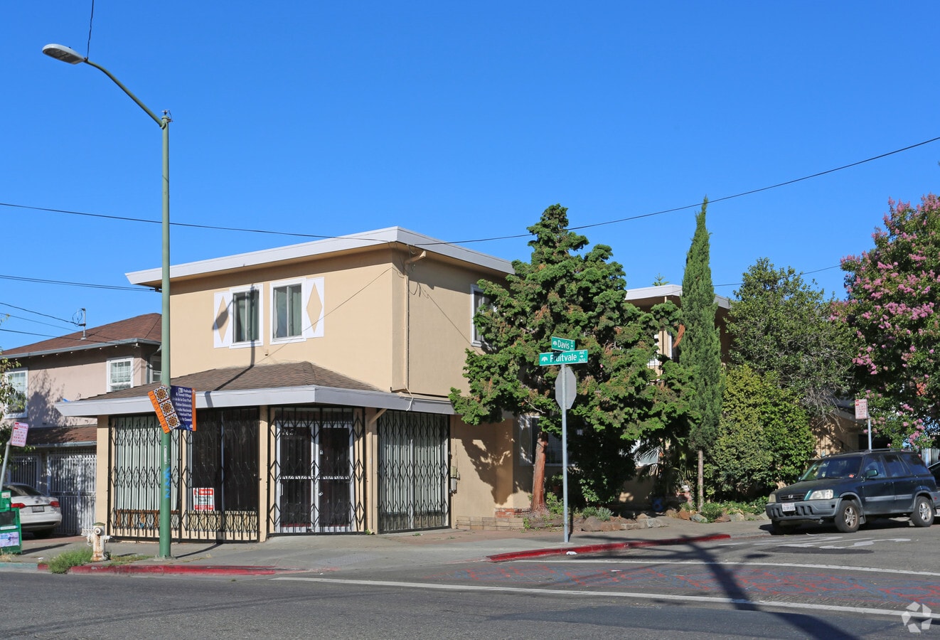 2621 Fruitvale Ave, Oakland, CA 94601