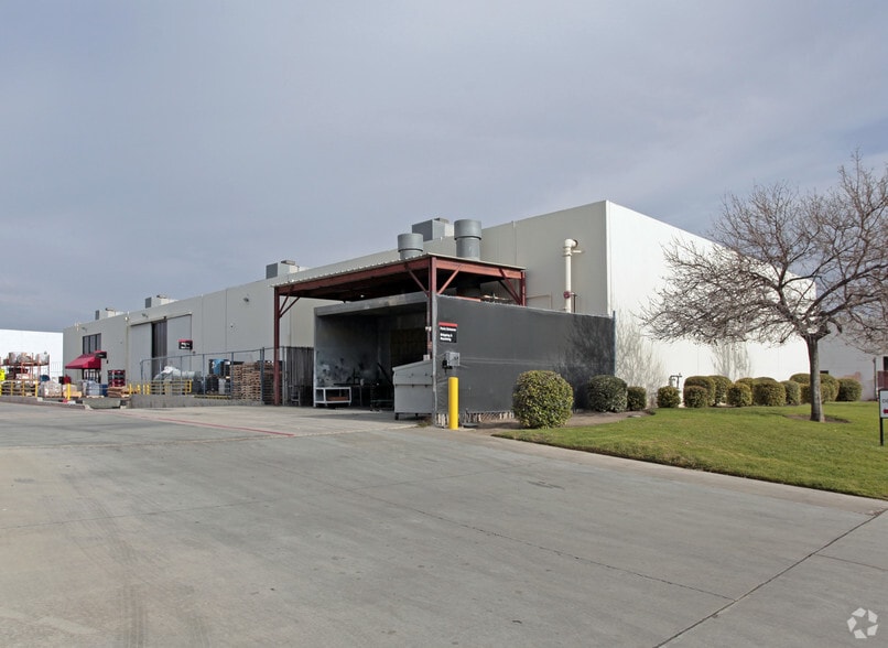 1937 Deere Ave, Irvine, CA for lease - Primary Photo - Image 1 of 2