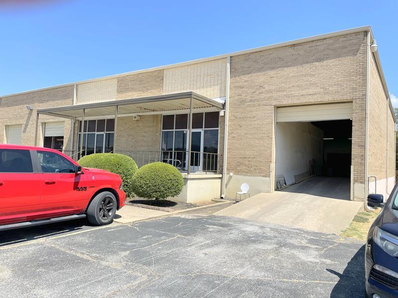 718-728 N Great Southwest Pkwy, Arlington, TX for sale Building Photo- Image 1 of 1